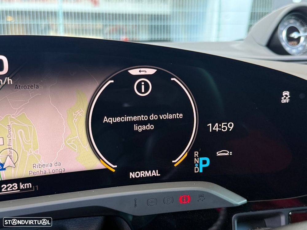 Porsche Taycan Sport Turismo Turbo S - 32
