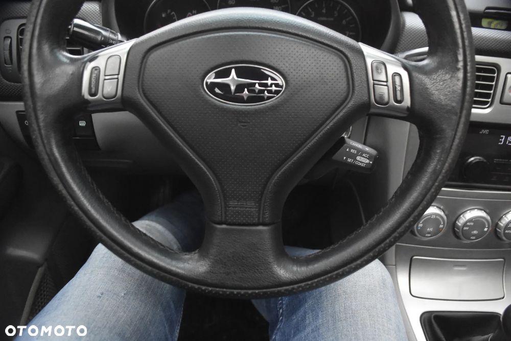 Subaru Forester 2.0X Plus - 17