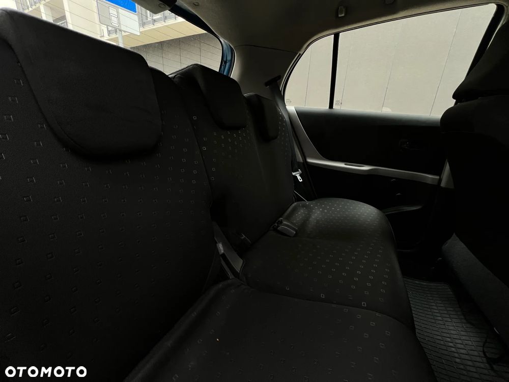 Toyota Yaris - 14