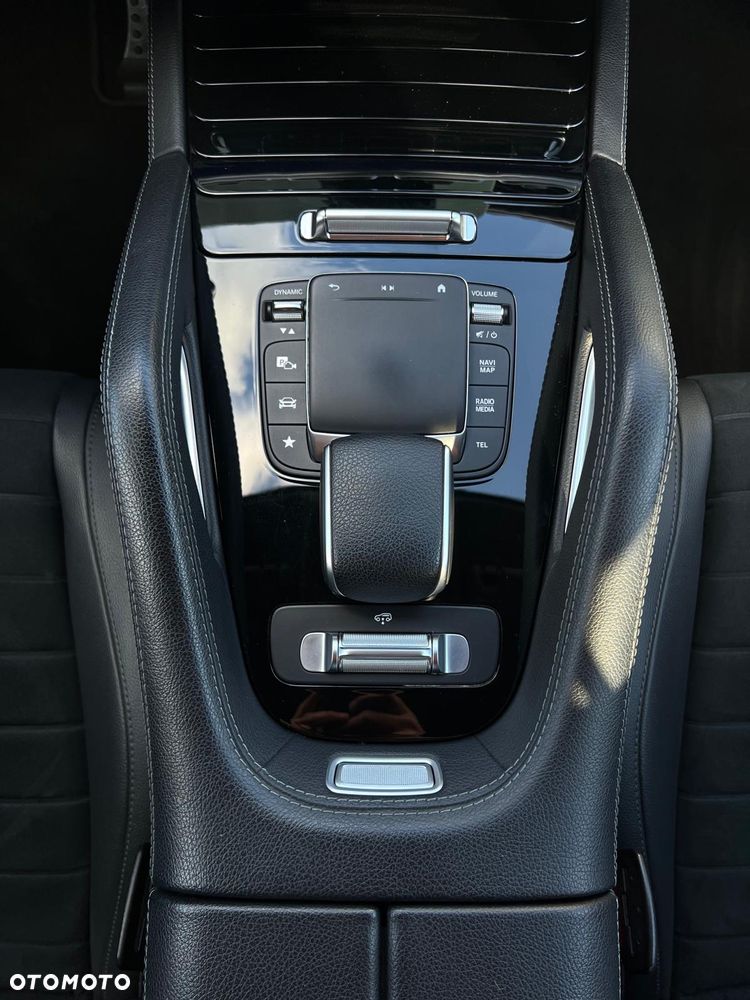 Mercedes-Benz GLE 300 d 4-Matic - 38