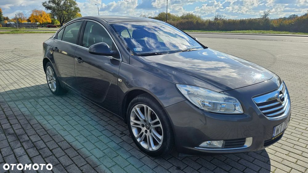 Opel Insignia 1.8 Sport - 1