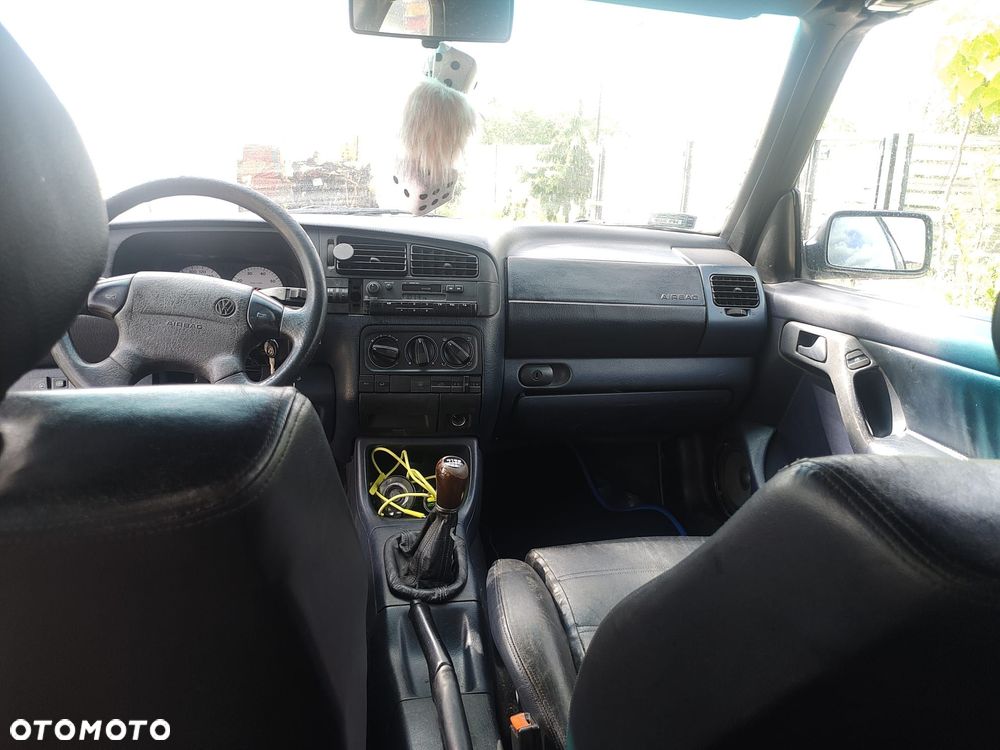 Volkswagen Golf - 9