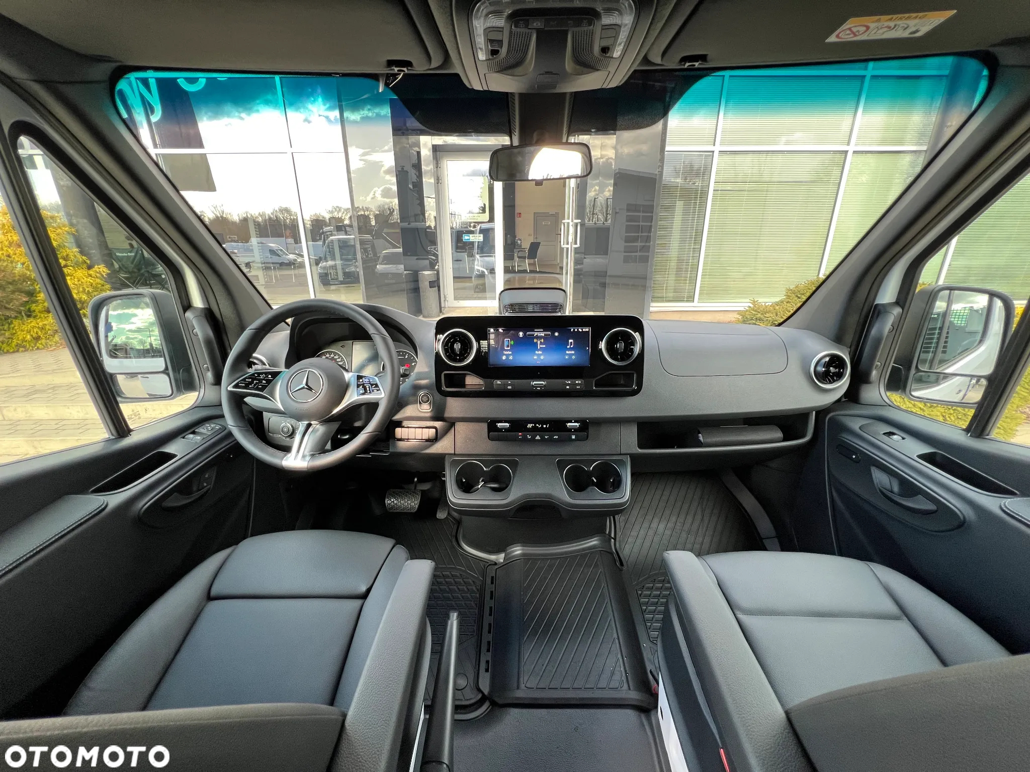 Mercedes-Benz Sprinter 319 CDI DOKA - 19