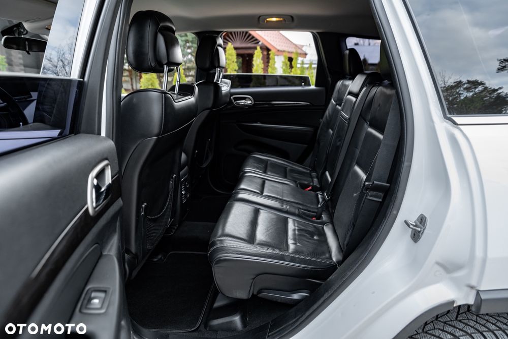 Jeep Grand Cherokee 3.0 CRD Laredo - 19