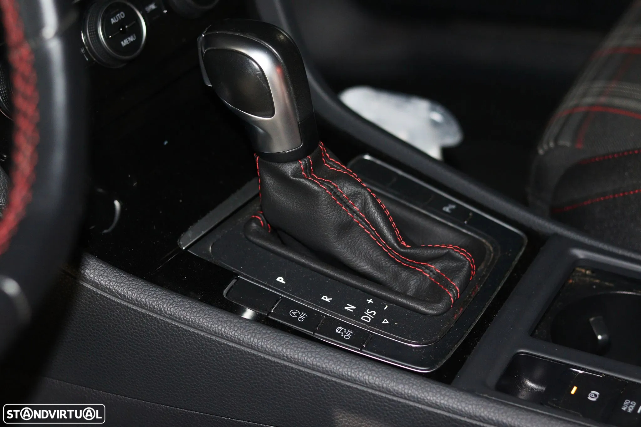VW Golf 2.0 TSI GTI DSG Performance - 4