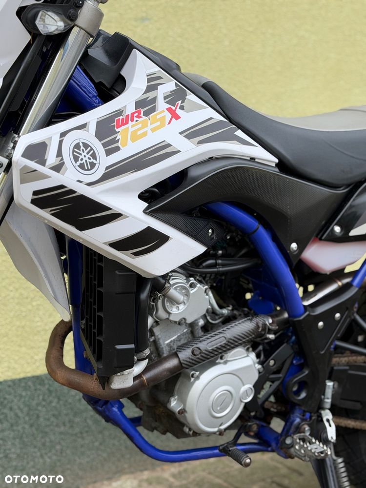 Yamaha WR - 28