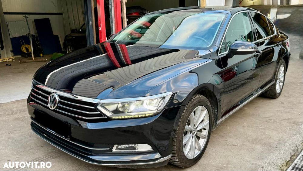 Volkswagen Passat 2.0 TDI DSG Highline - 19