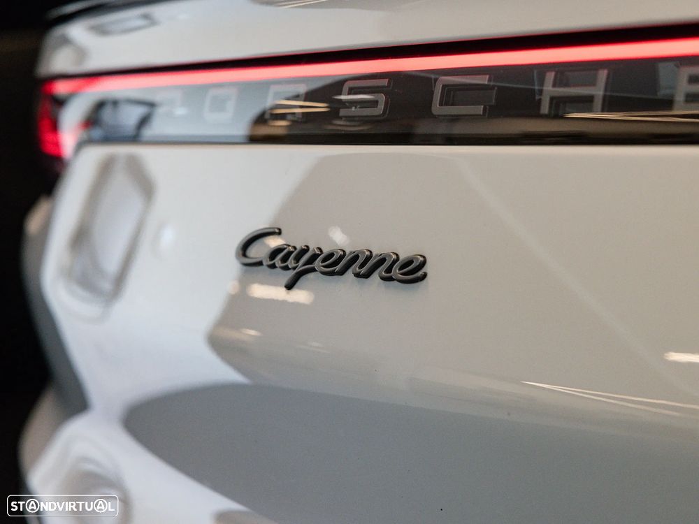 Porsche Cayenne Coupé E-Hybrid Platinum Edition - 18
