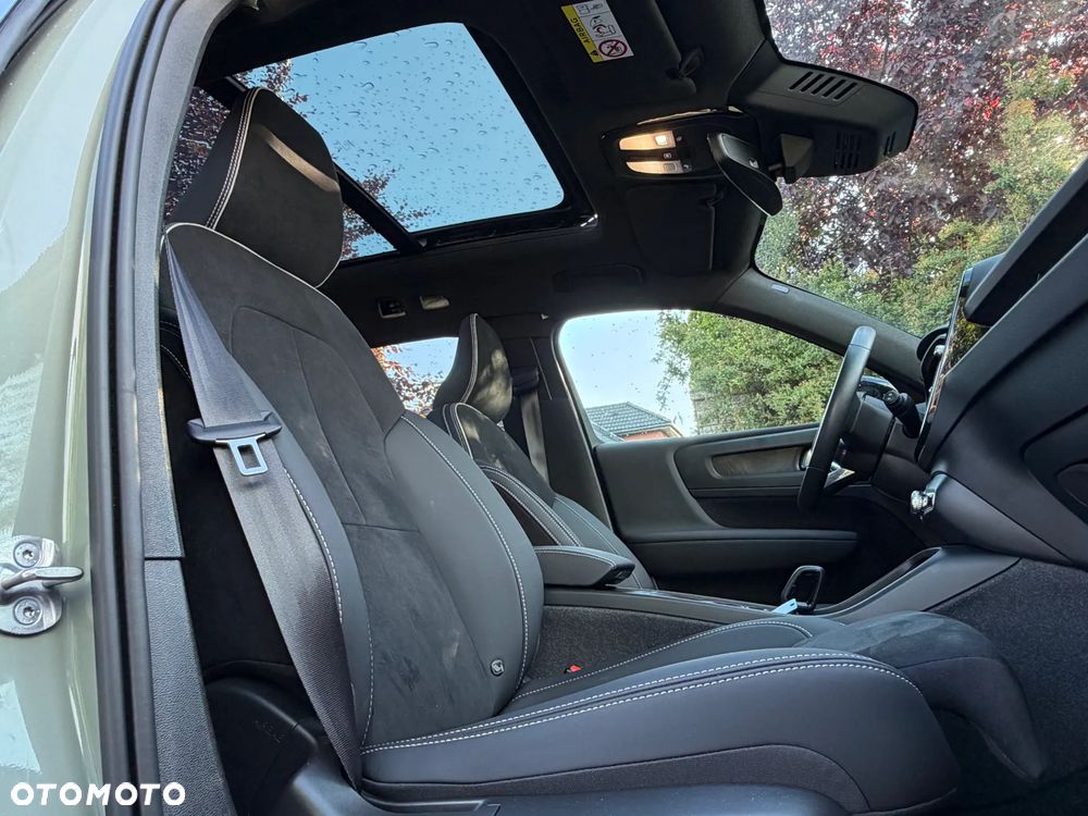 Volvo XC 40 Recharge 82 kWh Single M Extended Range RWD Ultimate - 3