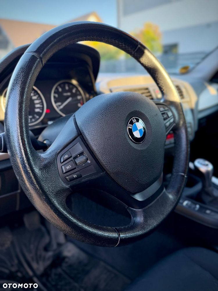 BMW Seria 1 114d - 8