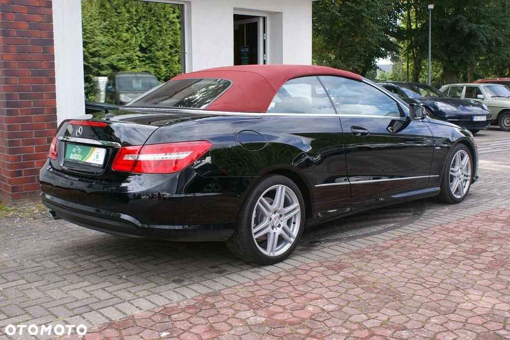Mercedes-Benz Klasa E - 24