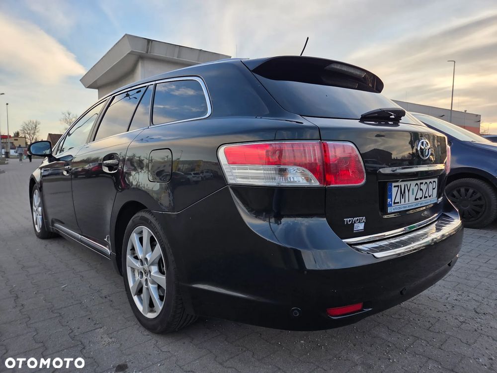 Toyota Avensis 2.2 D-4D Platinium - 6