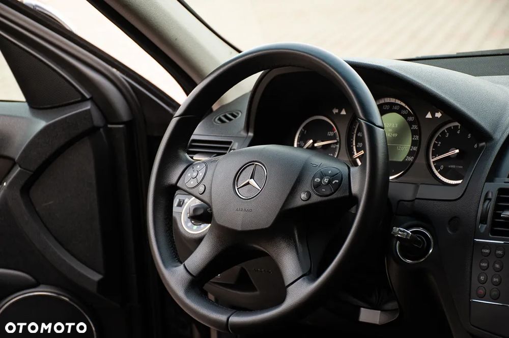 Mercedes-Benz Klasa C 200 Kompressor Classic - 21