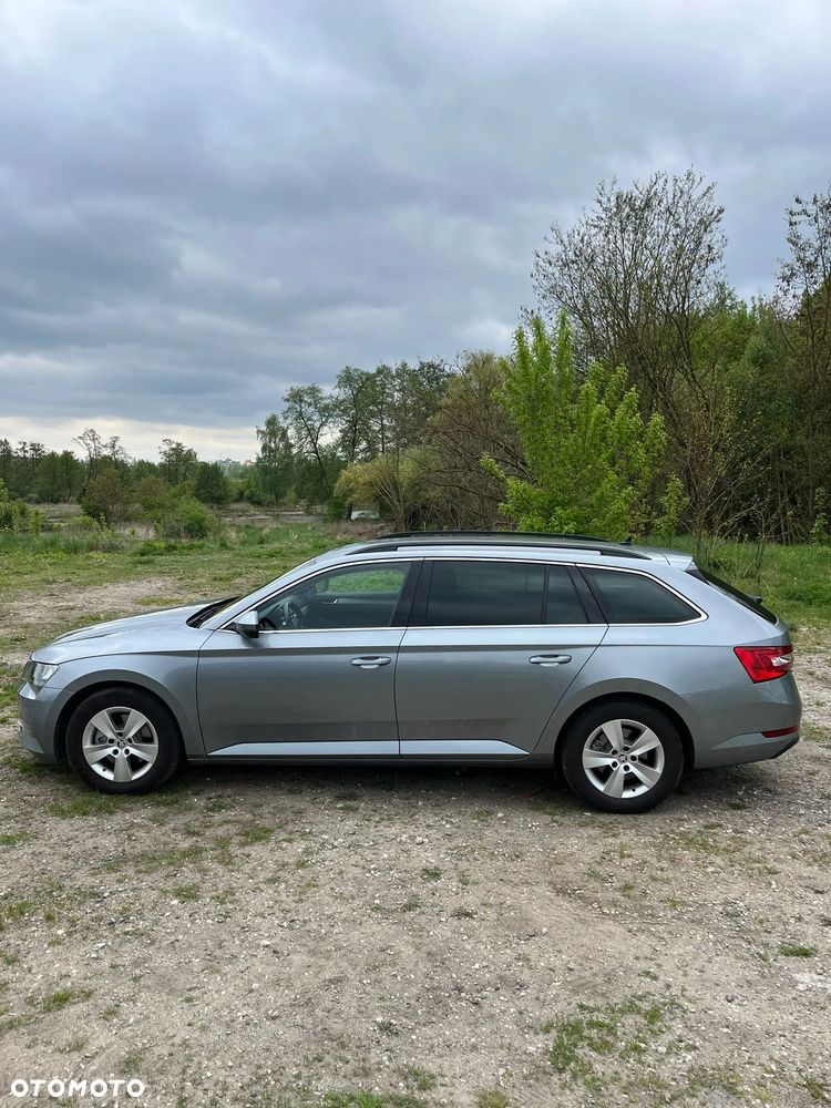 Volkswagen Passat 1.6 TDI (BlueMotion Technology) Comfortline - 33