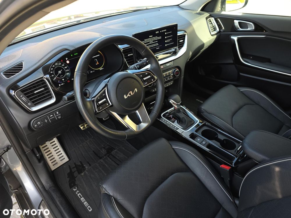 Kia XCeed 1.5 T-GDI Business Line DCT - 9