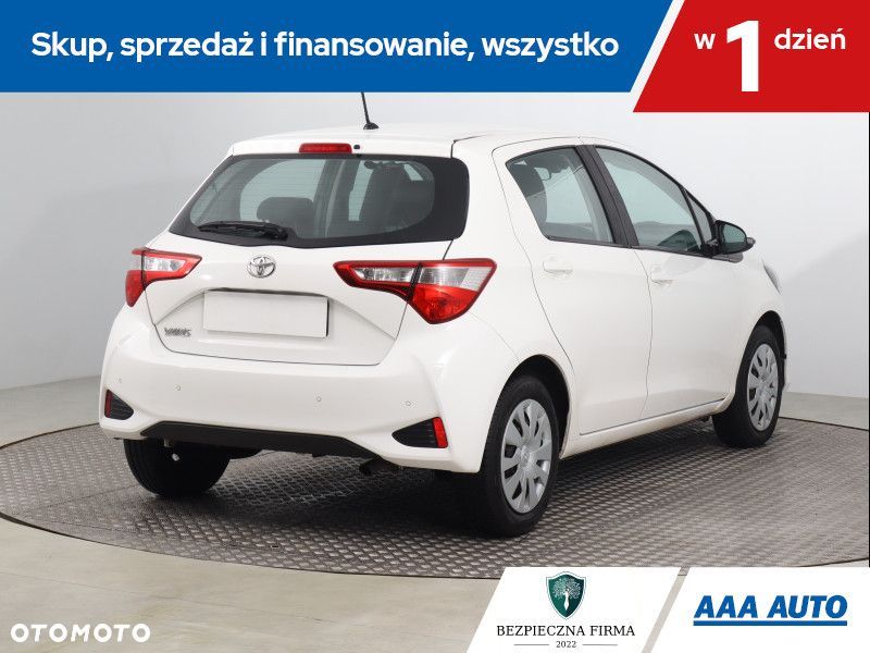Toyota Yaris - 6