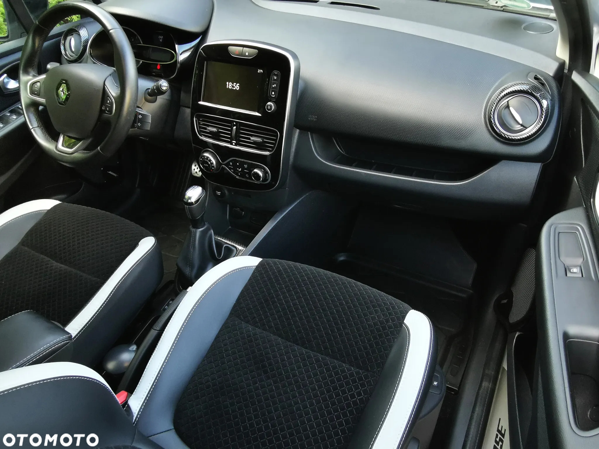 Renault Clio (Energy) TCe 90 Bose Edition - 24