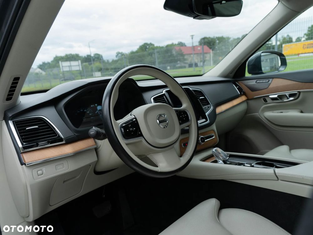 Volvo XC 90 B5 D AWD Geartronic Inscription - 17