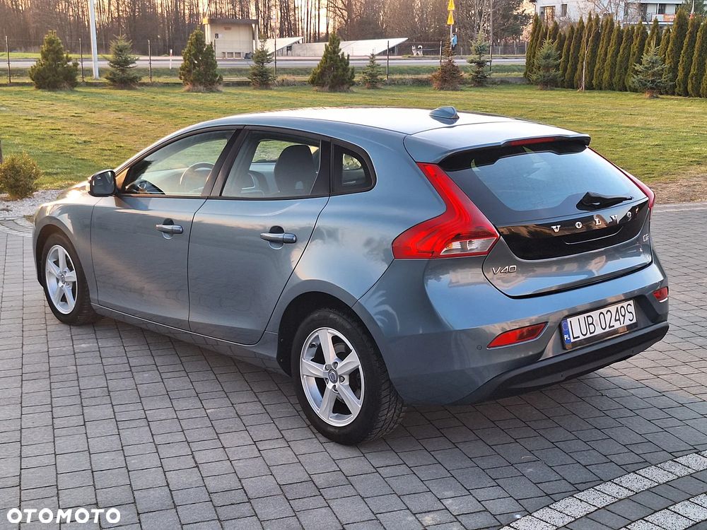 Volvo V40 D2 Kinetic - 12