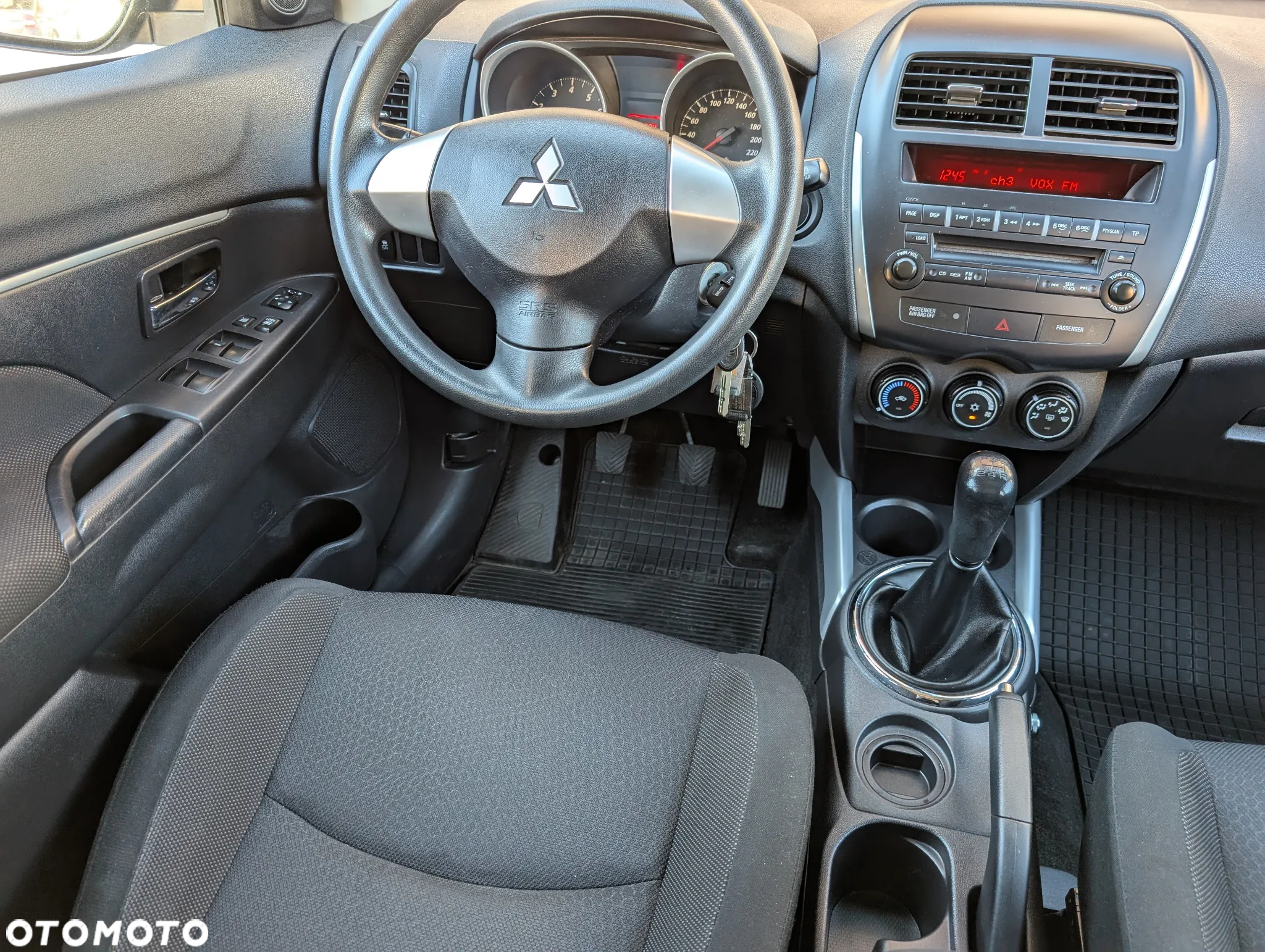 Mitsubishi ASX 1.6 Inform - 26