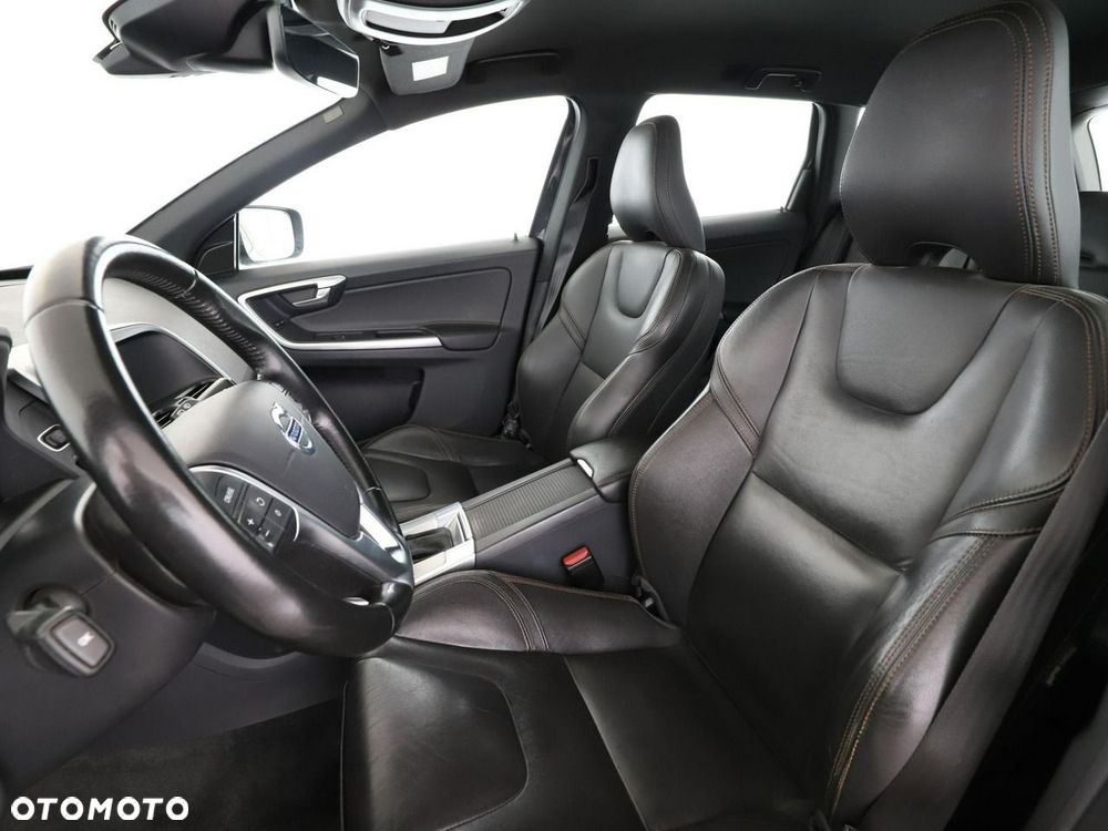 Volvo XC 60 D4 Geartronic Summum - 14