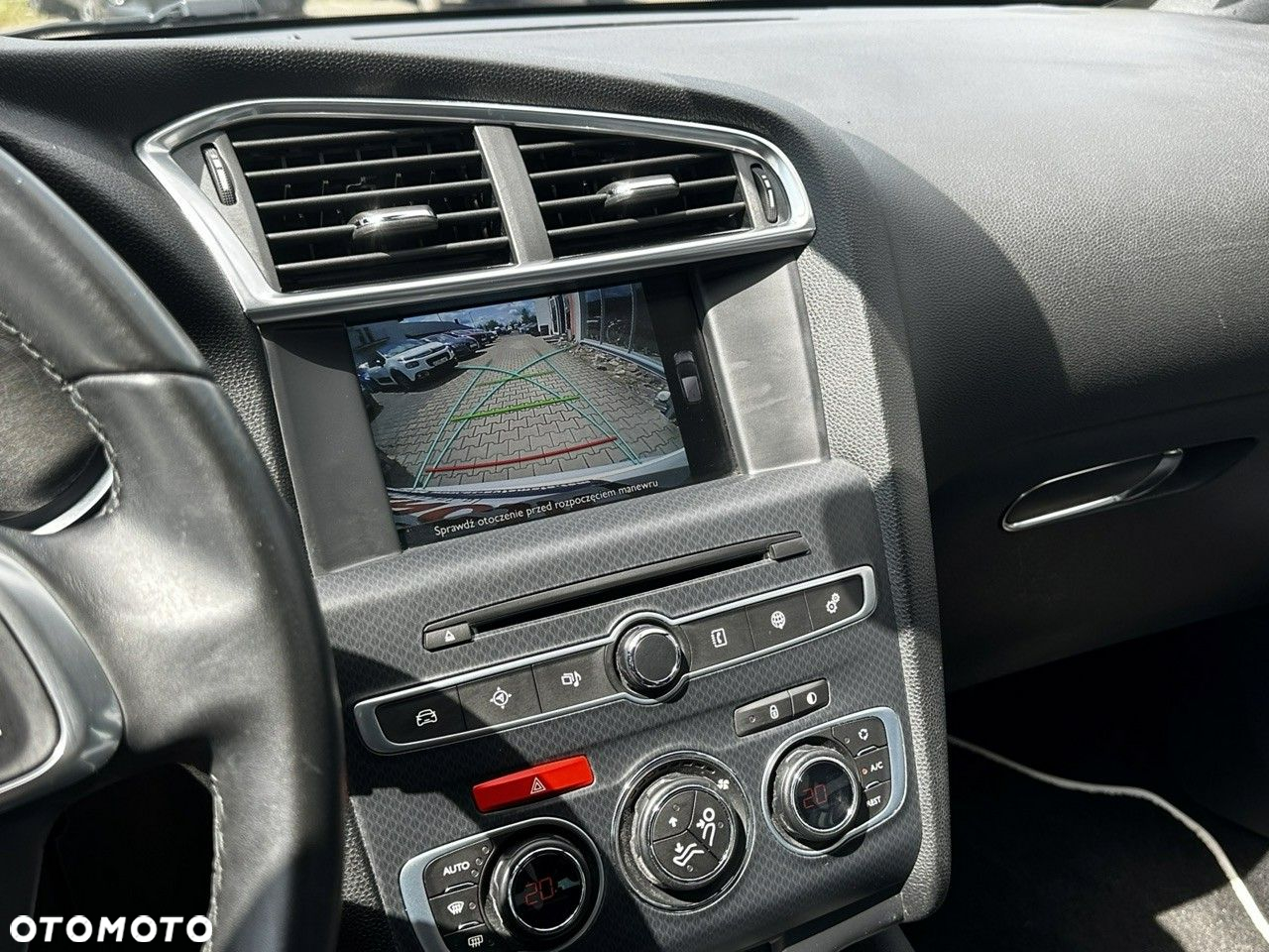 DS Automobiles DS 4 - 23