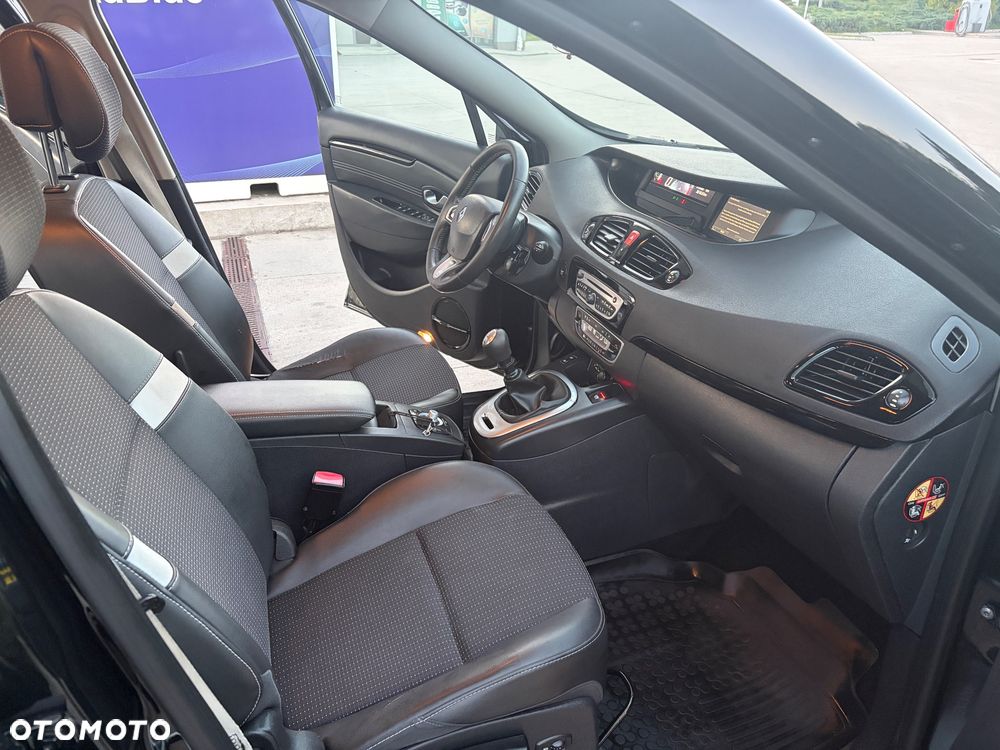 Renault Grand Scenic dCi 130 FAP Bose Edition - 10