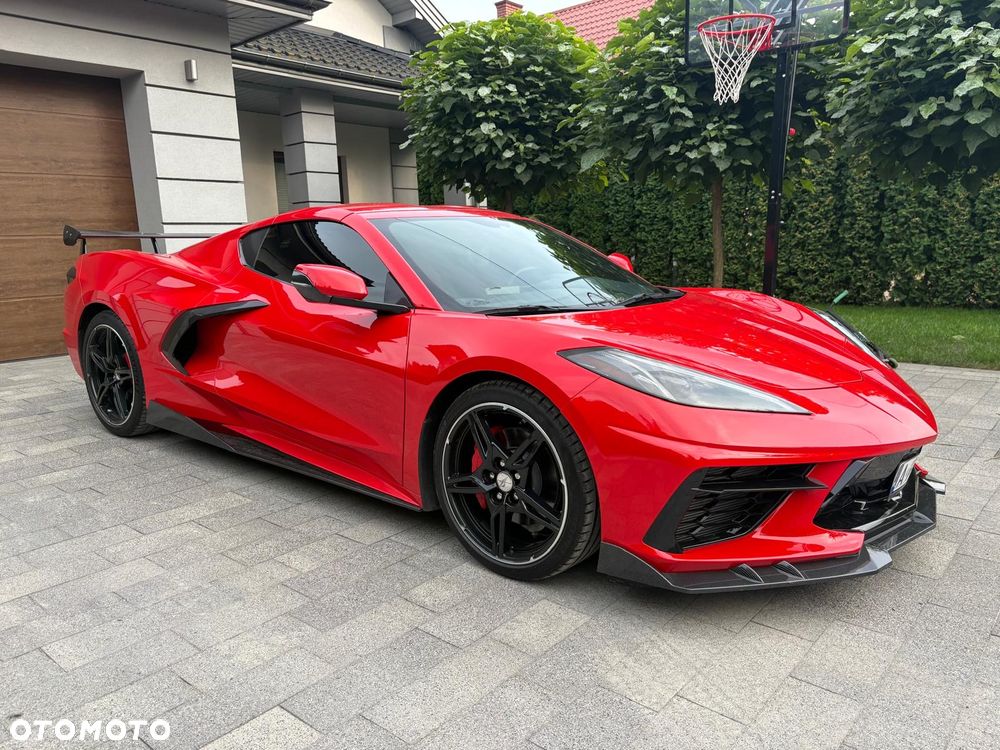Chevrolet Corvette - 25