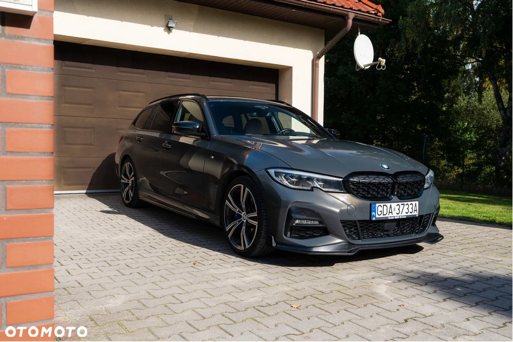 BMW 330I 2020 photo 2