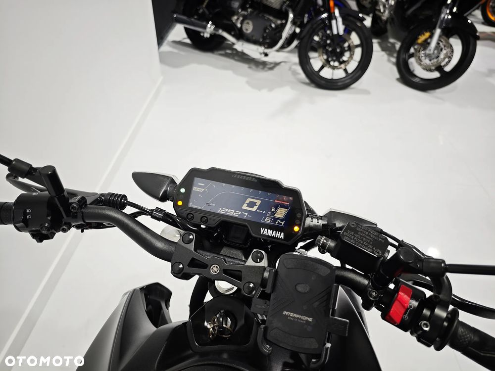 Yamaha MT - 5