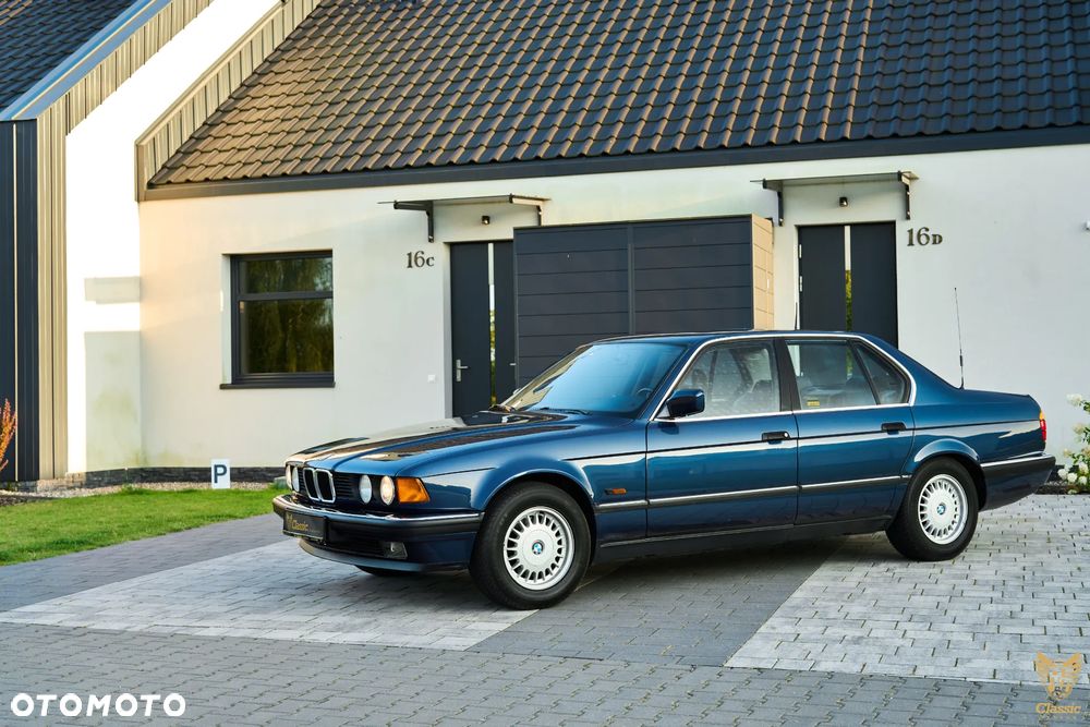 BMW Seria 7 - 32