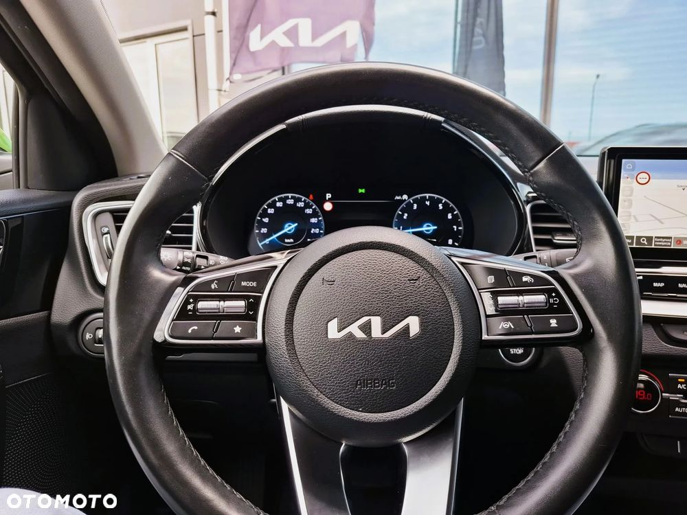 Kia XCeed 1.5 T-GDI Business Line DCT - 15