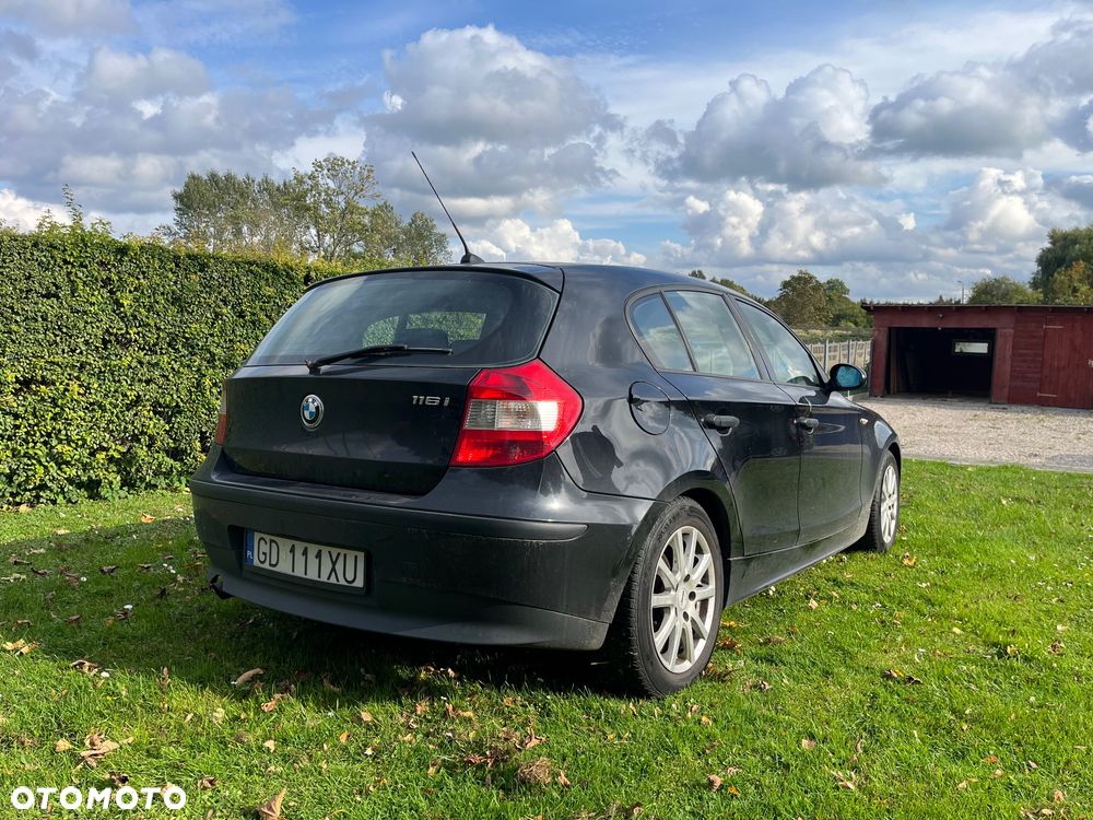 BMW Seria 1 116i - 5