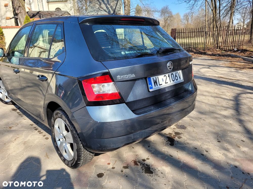 Skoda Fabia 1.0 TSI Active - 4