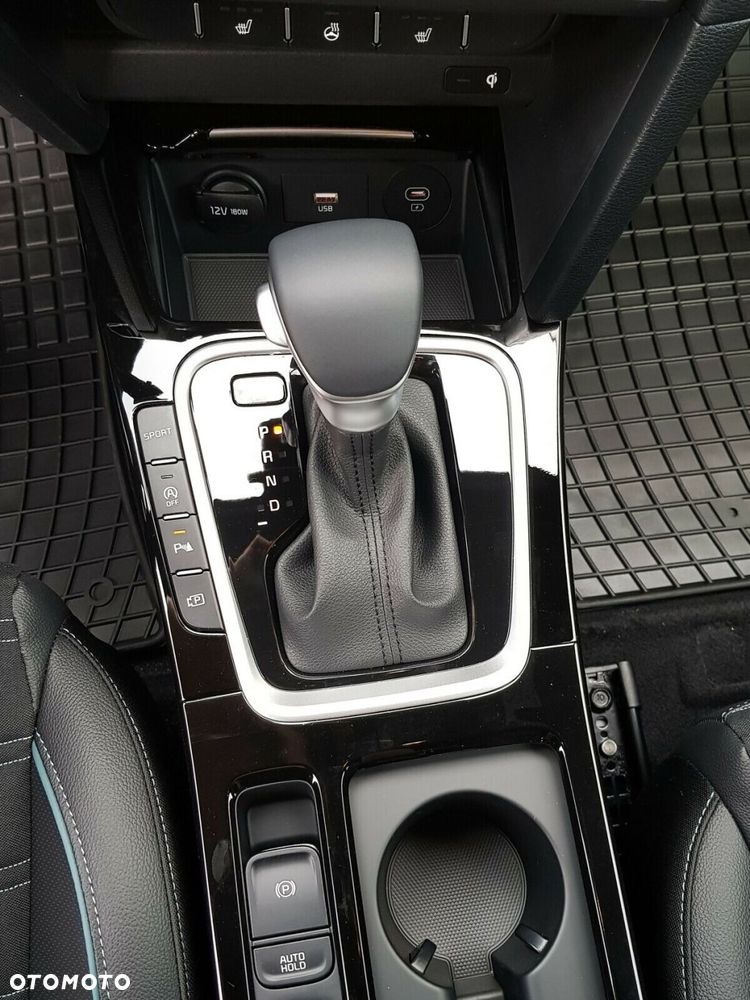 Kia XCeed 1.6 T-GDI Tribute DCT - 20