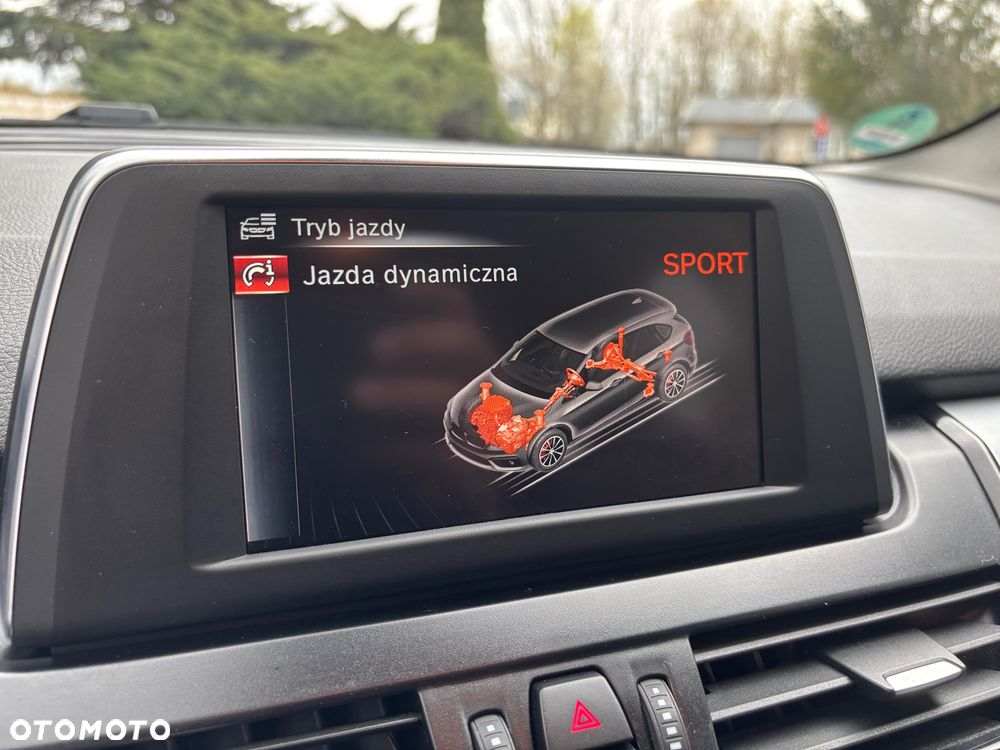 BMW Seria 2 218d Sport-Aut Advantage - 22