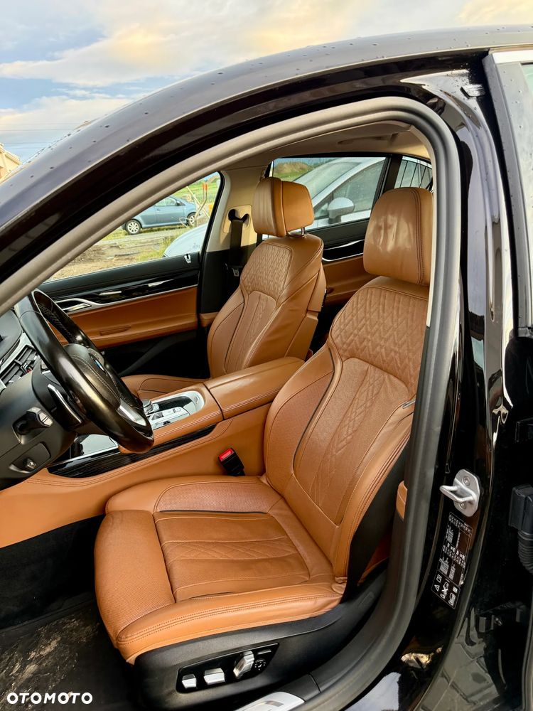 BMW Seria 7 740d xDrive - 6