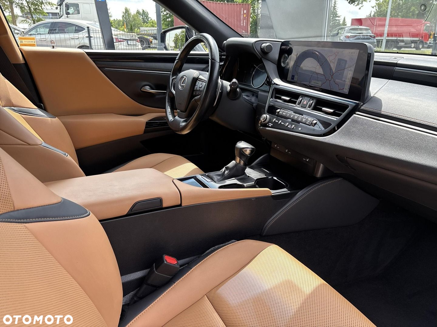 Lexus ES - 22