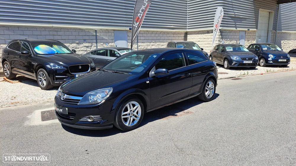 Opel Astra GTC 1.7 CDTI Sport - 2