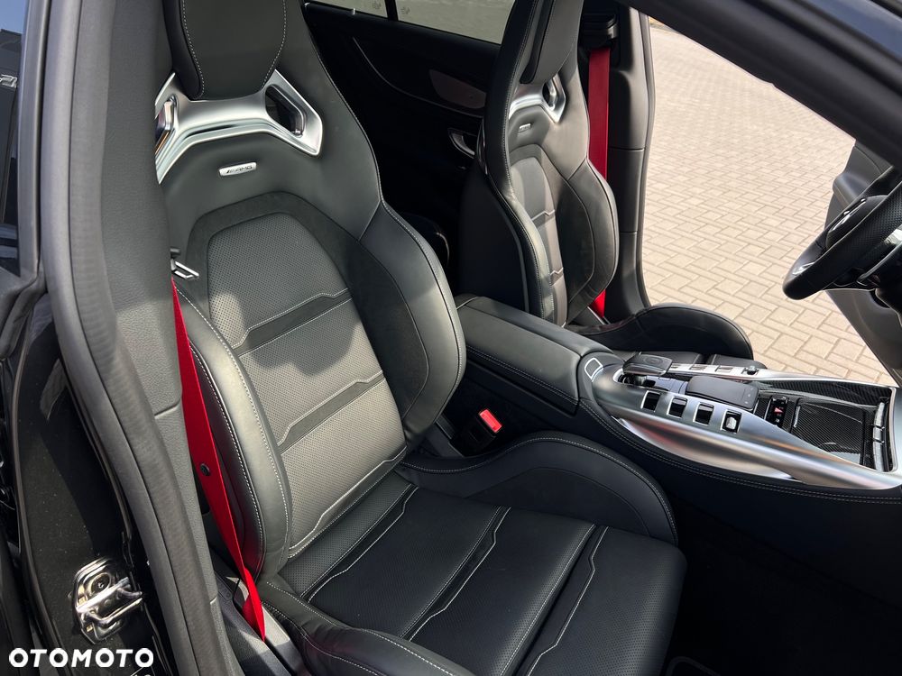 Mercedes-Benz AMG GT 53 4-Matic+ - 11