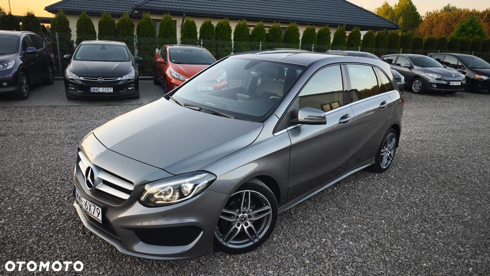 Mercedes-Benz Klasa B 180 AMG Line - 32