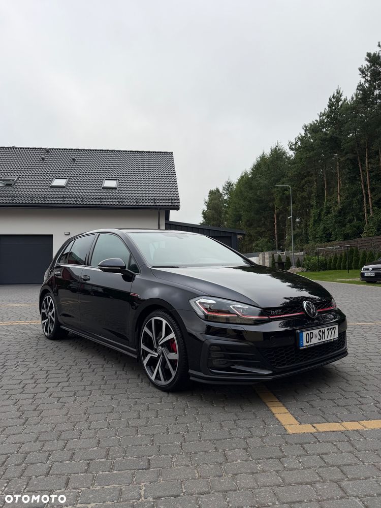 Volkswagen Golf GTI (BlueMotion Technology) DSG - 2