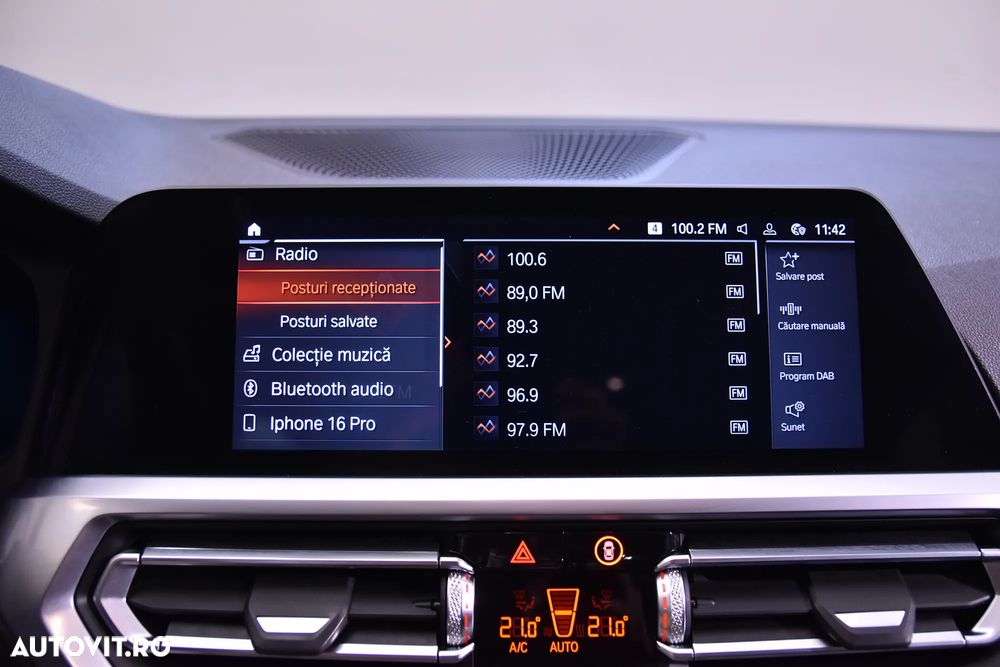 BMW Seria 3 320i Touring Aut. - 18
