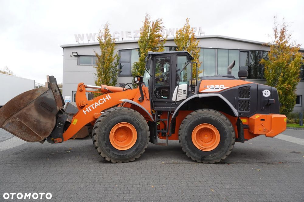Hitachi ZW220 / 2 łyżki / Ładowarka przegubowa_241155 - 13