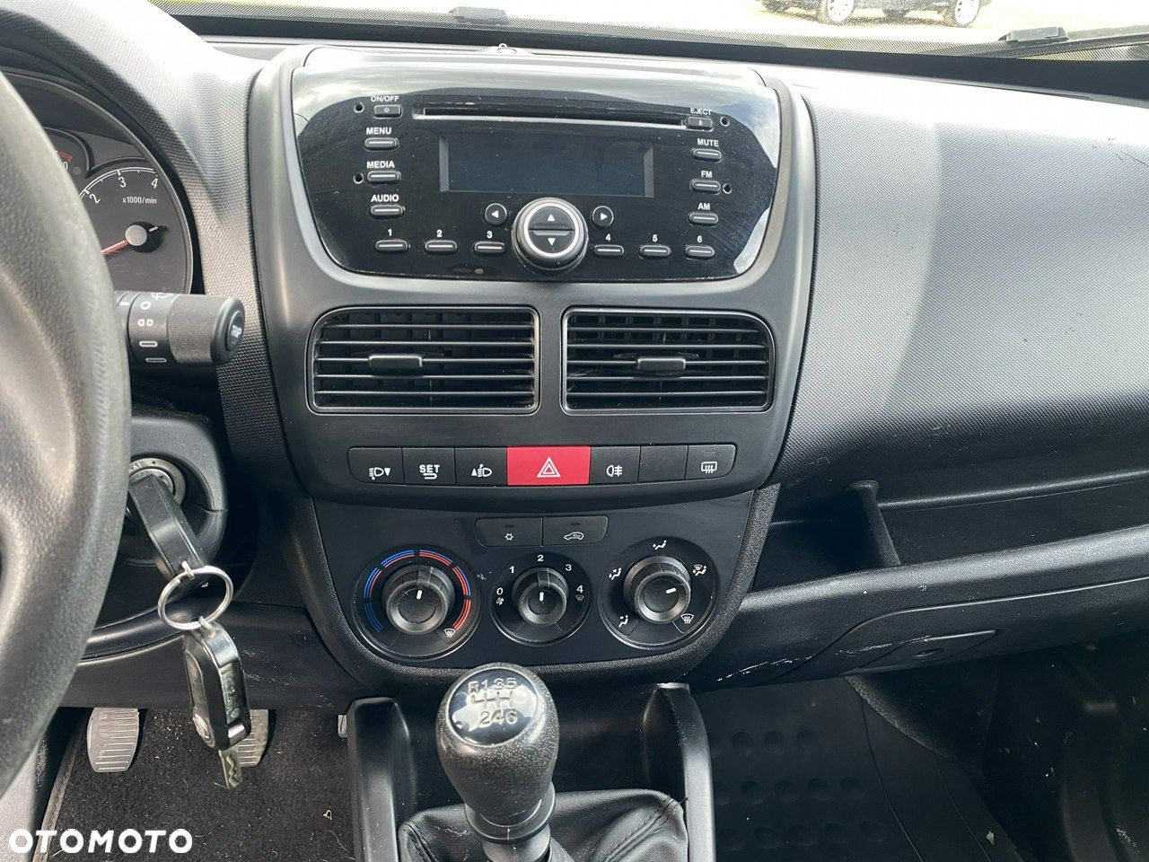 Opel Combo - 22