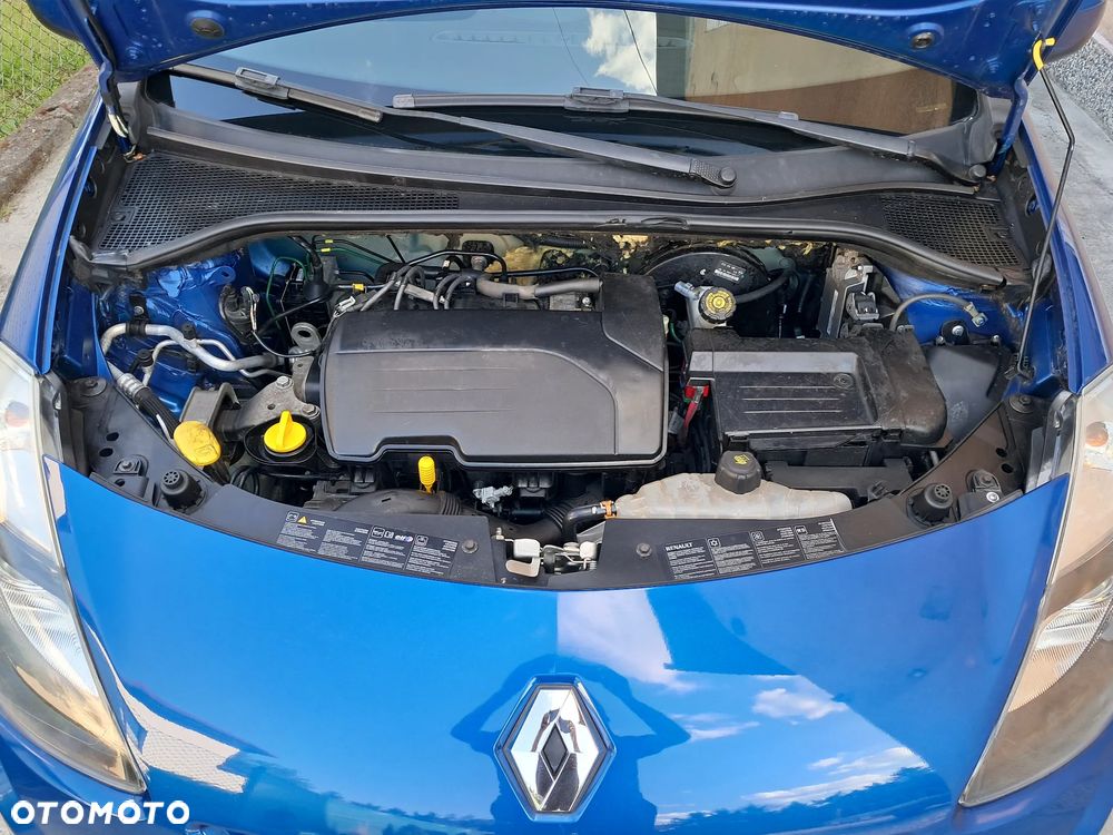 Renault Clio - 21