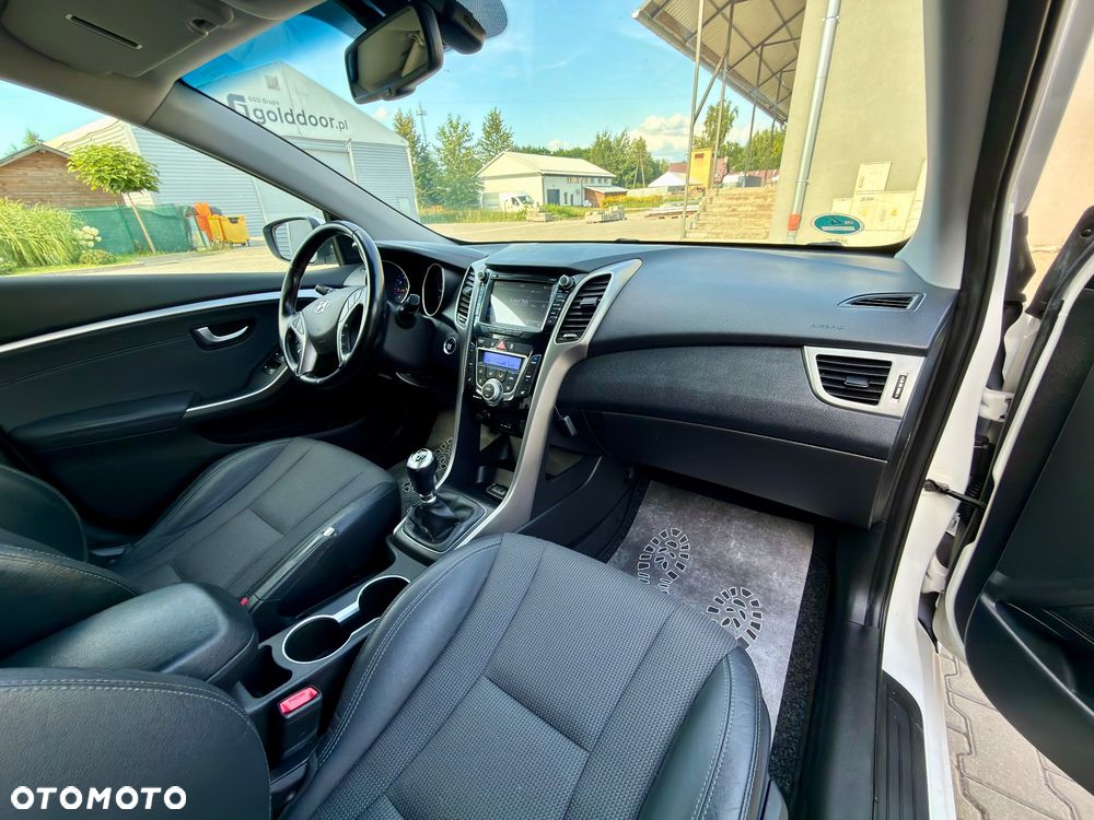 Hyundai i30 1.6 Fifa World Cup Edition - 7