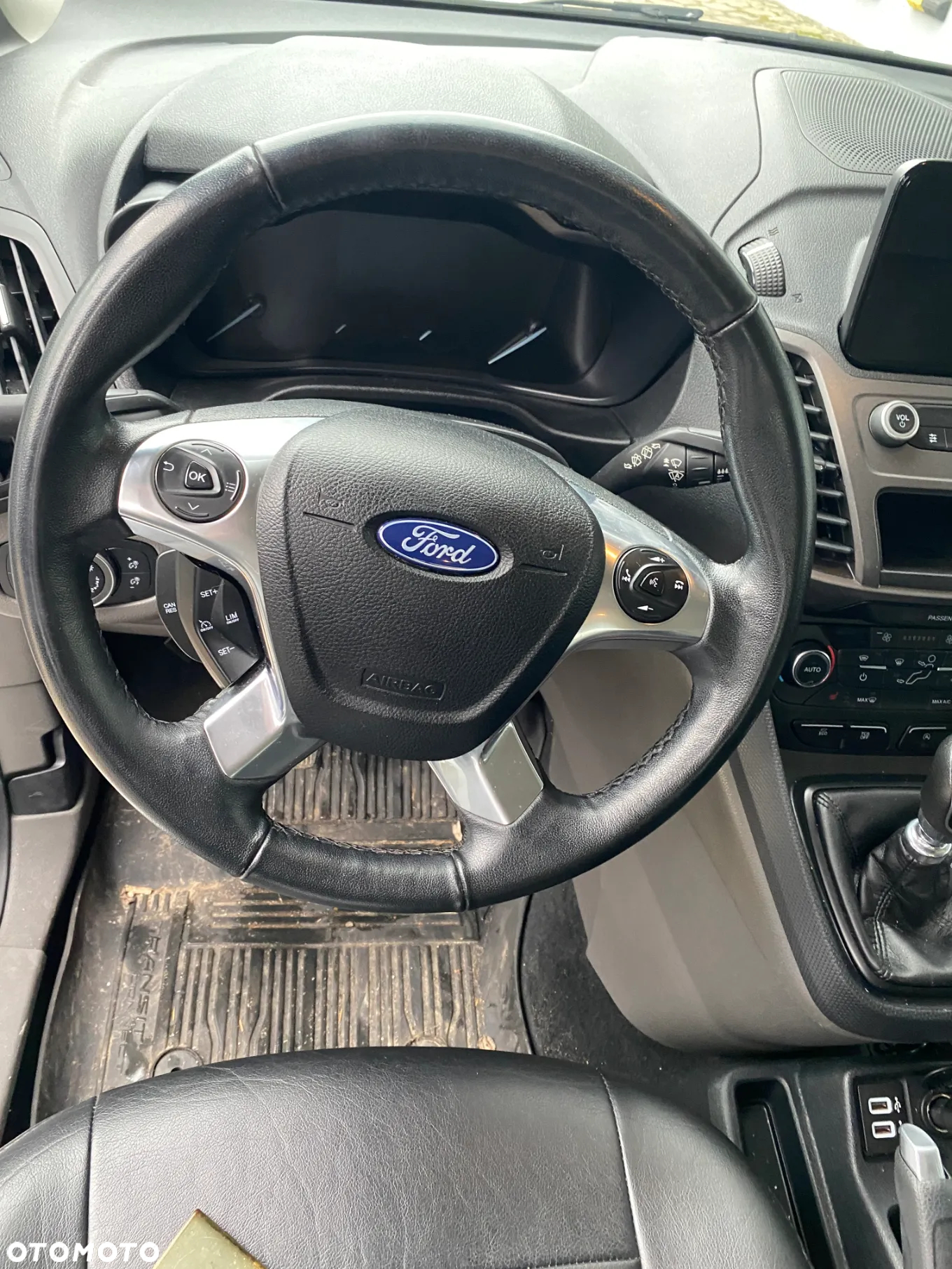 Ford Tourneo Connect 1.5 EcoBlue Titanium - 14