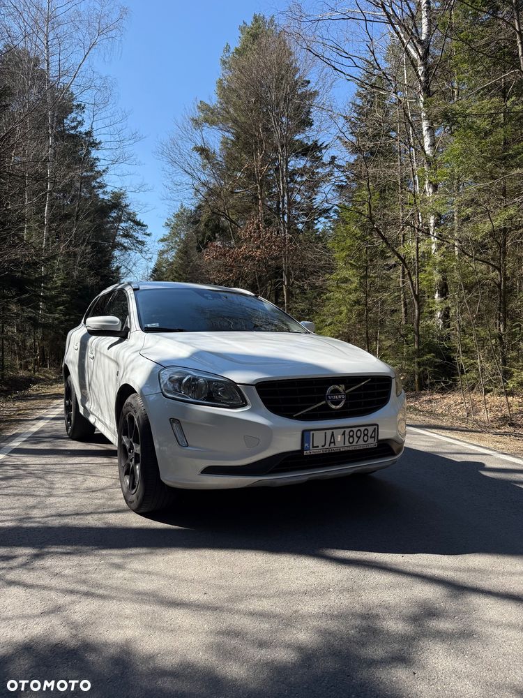 Volvo XC 60 D4 Ocean Race - 12