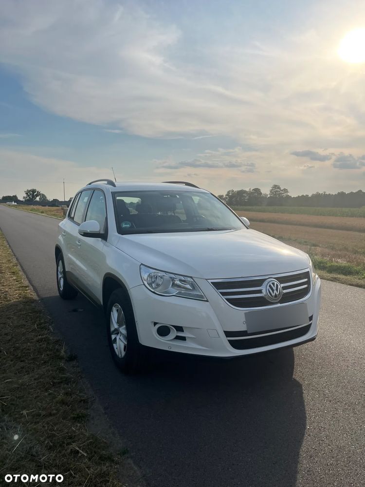 Volkswagen Tiguan - 2